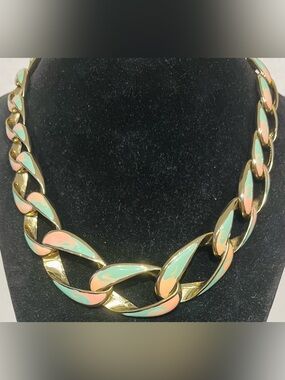 Lulus Back in Lacquer Chain Collar Necklace in Mint Green and Coral Pink